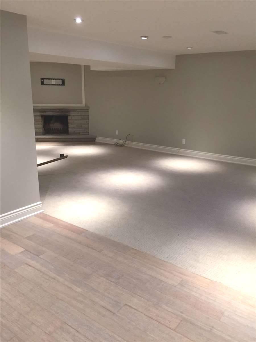 15 Whitelock Cres