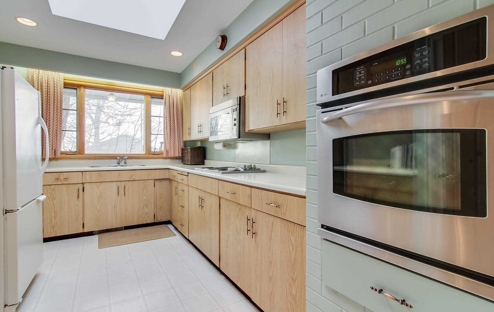 15 Artinger Crt