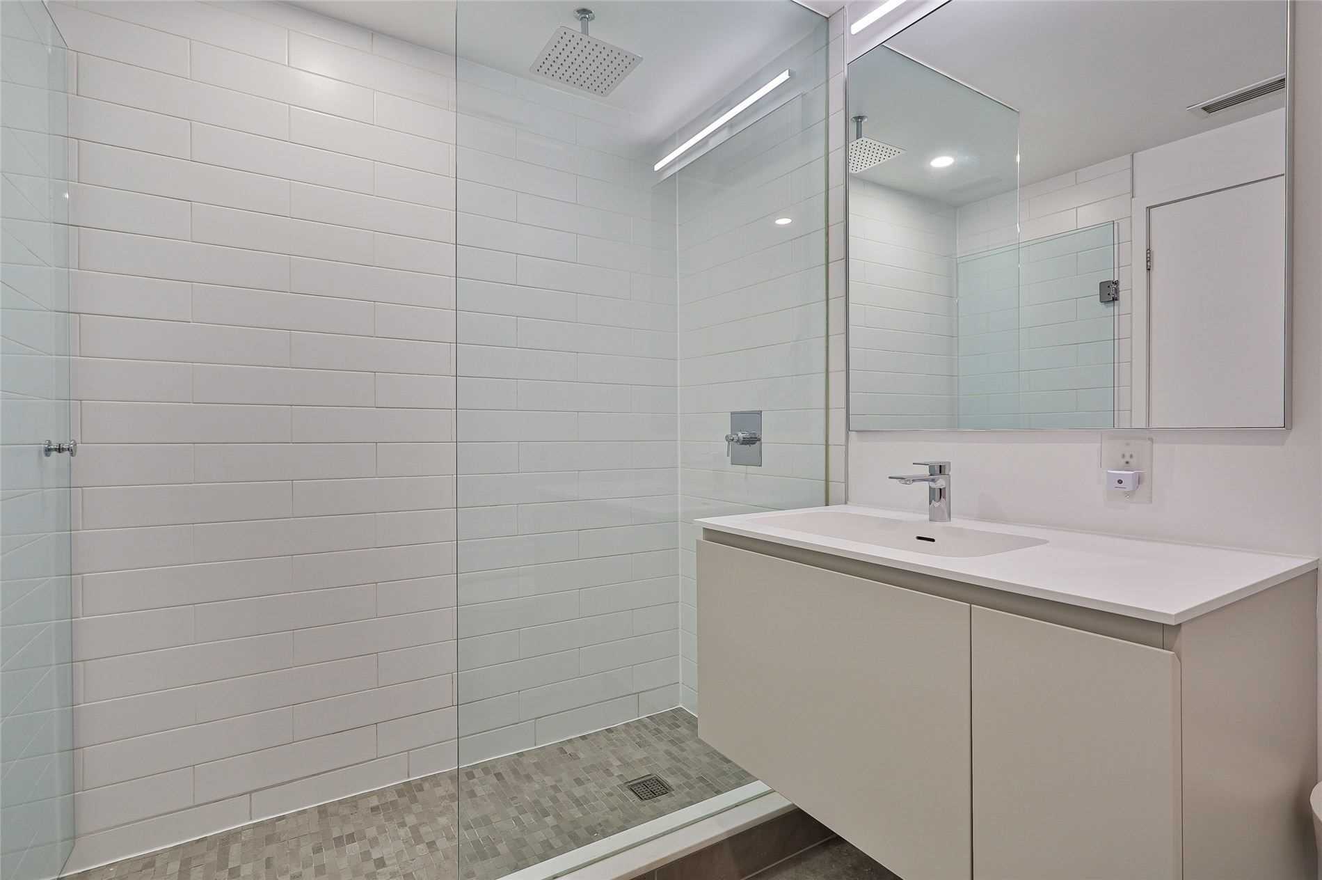 42 Camden St, #203