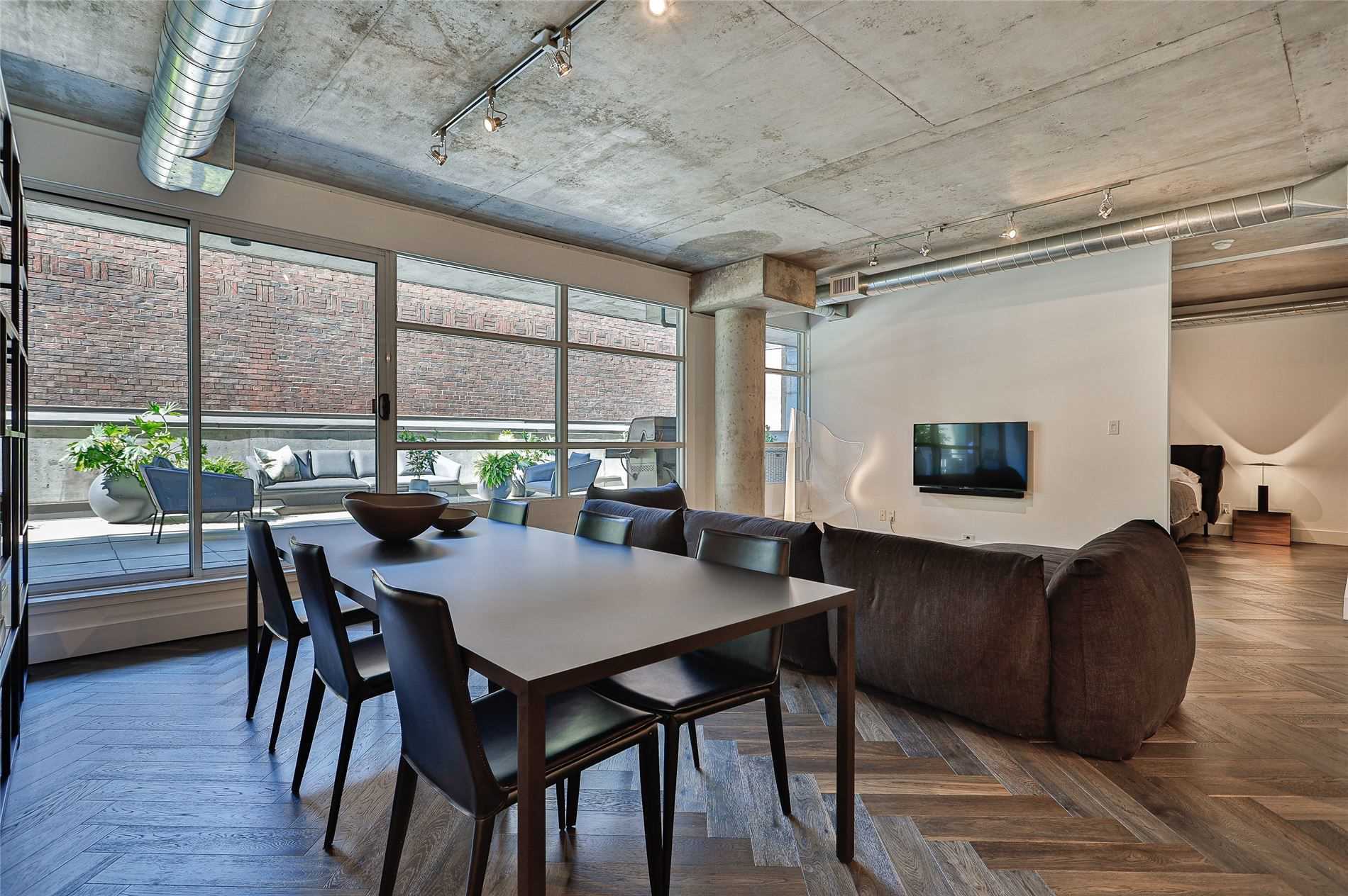 42 Camden St, #203