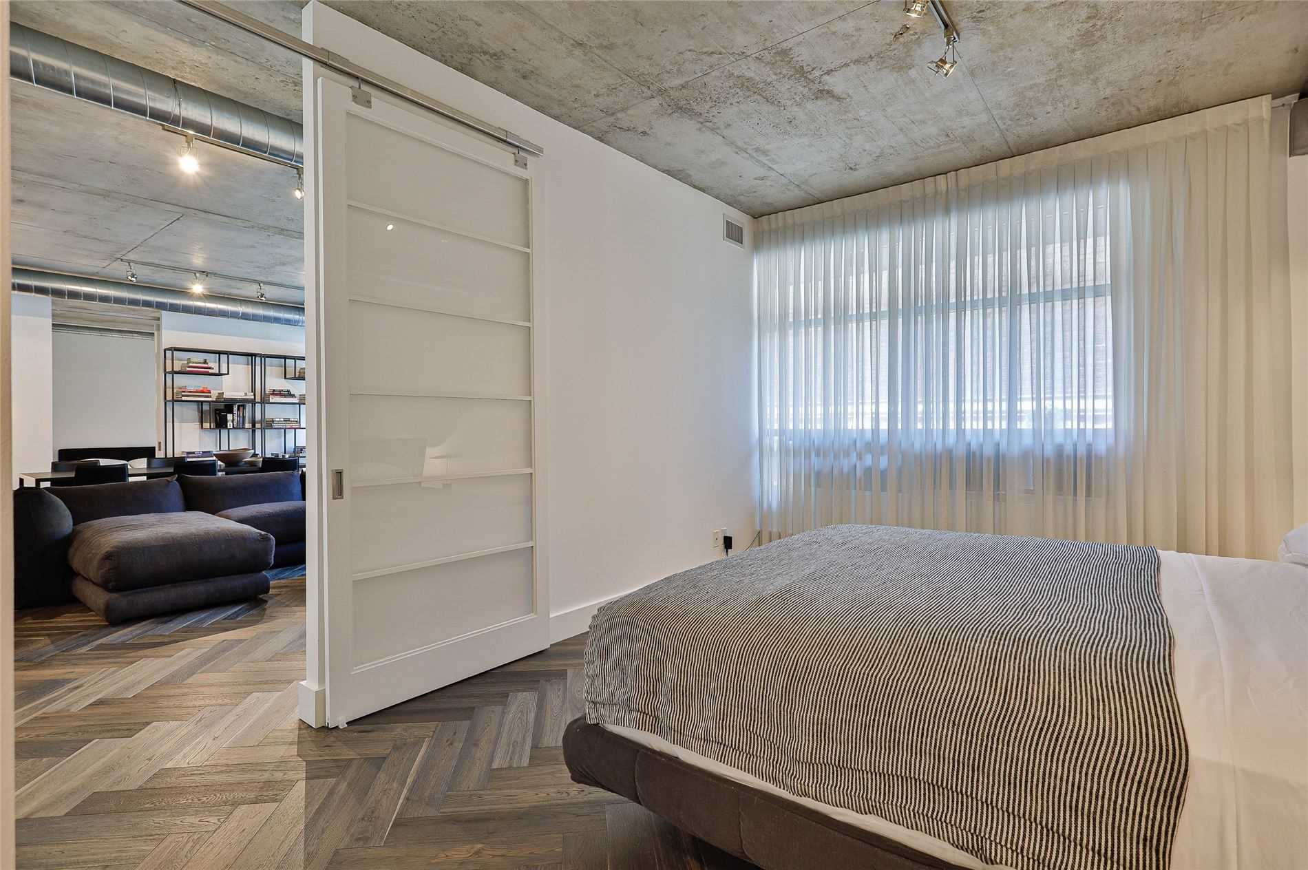 42 Camden St, #203