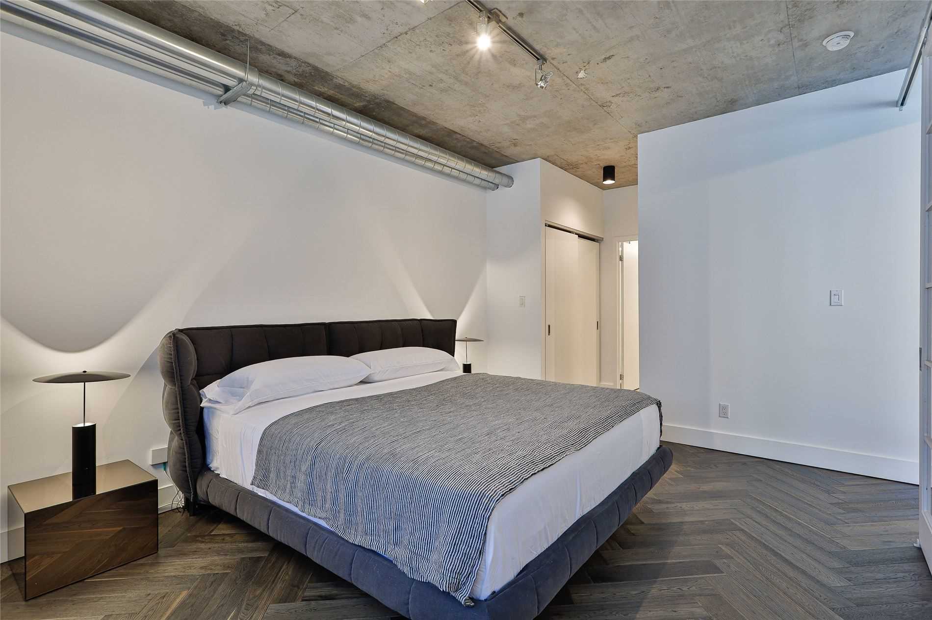 42 Camden St, #203
