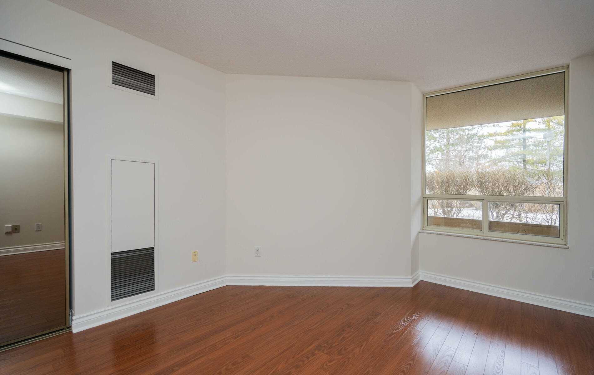 1210 Don Mills Rd, #104