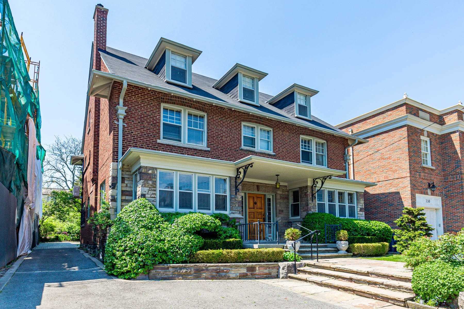 228 Dunvegan Rd