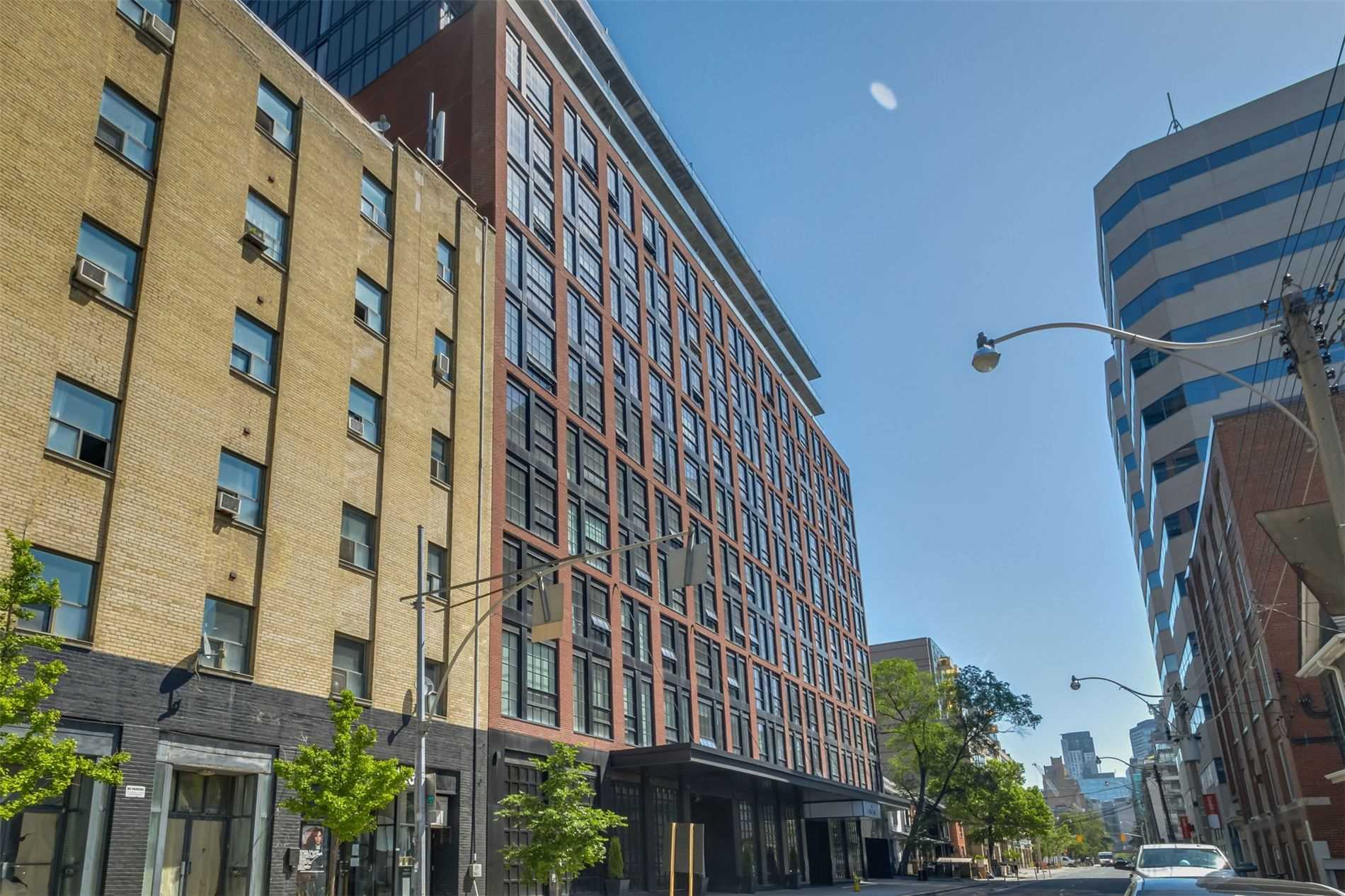 608 Richmond St W, #811
