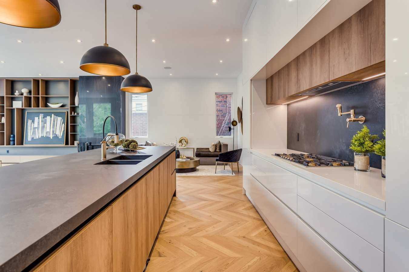 30 Otter Cres