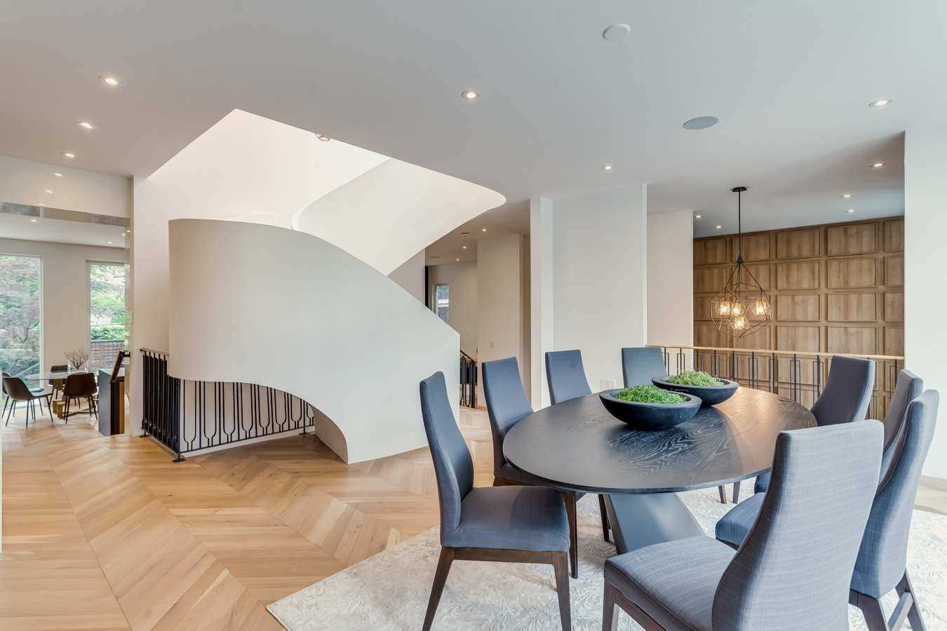 30 Otter Cres
