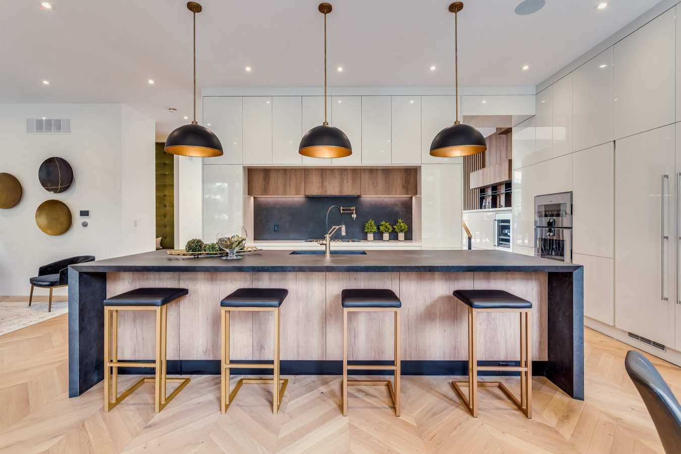 30 Otter Cres