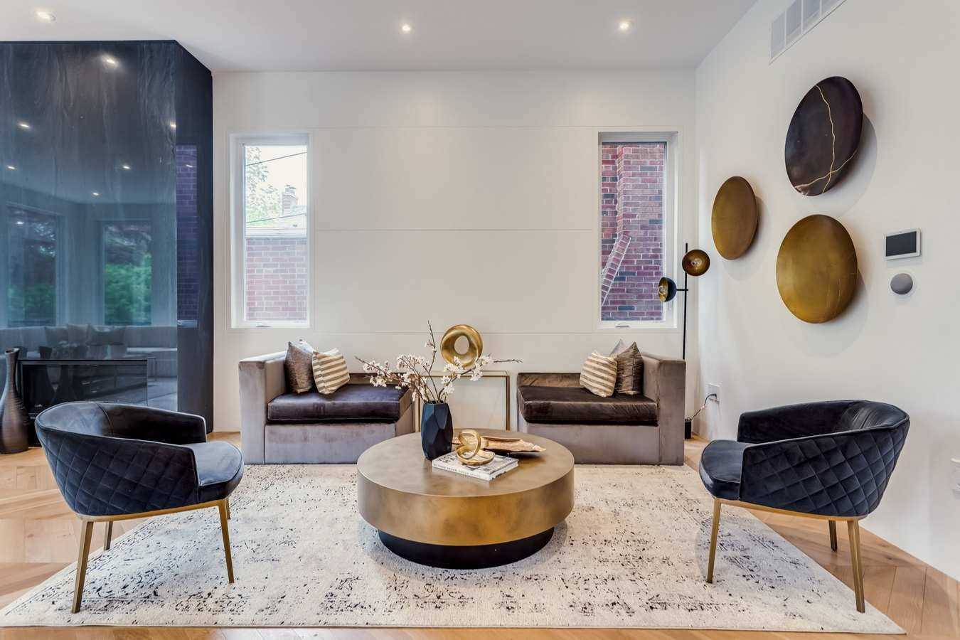 30 Otter Cres
