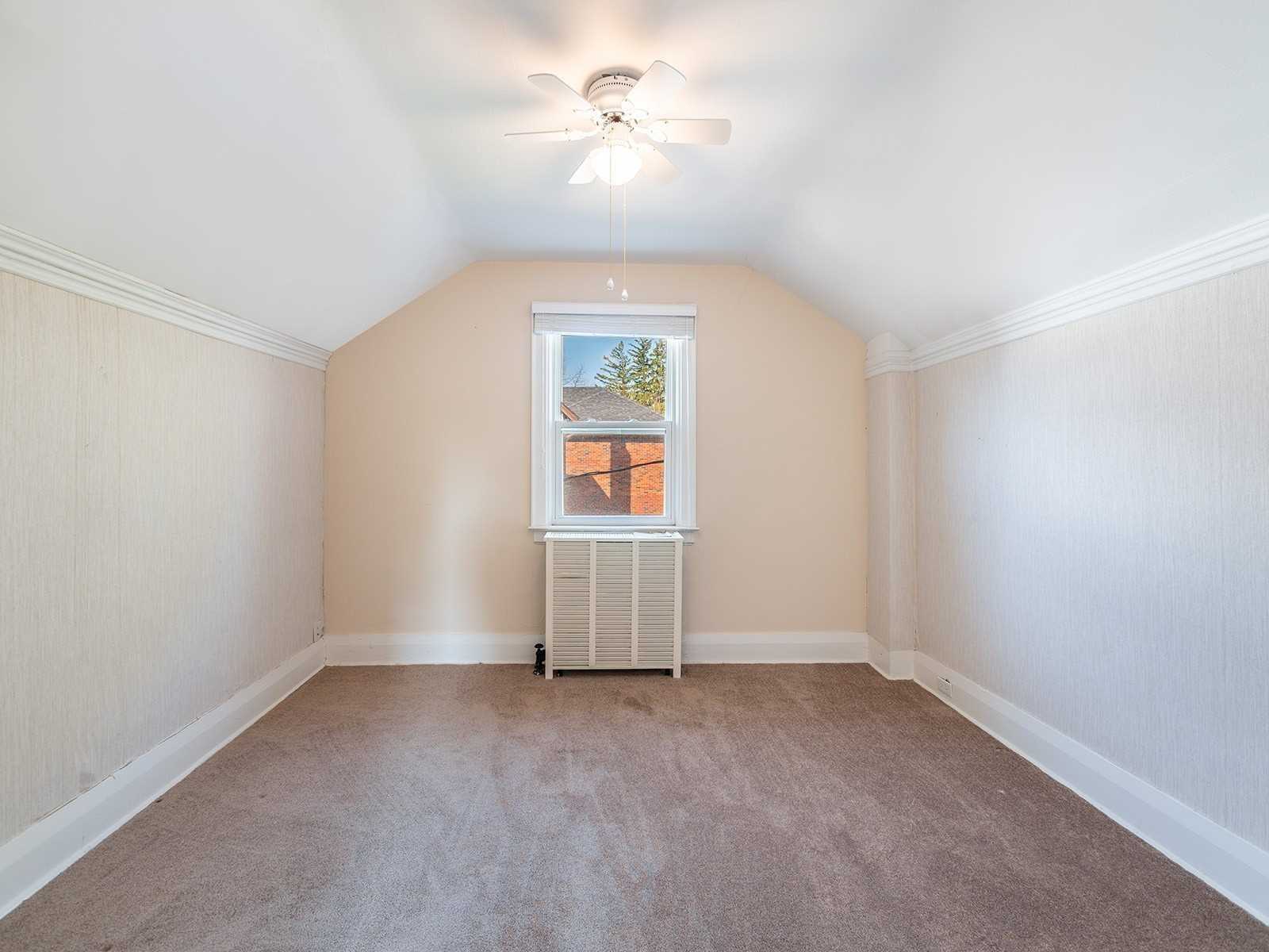 178 Blythwood Rd
