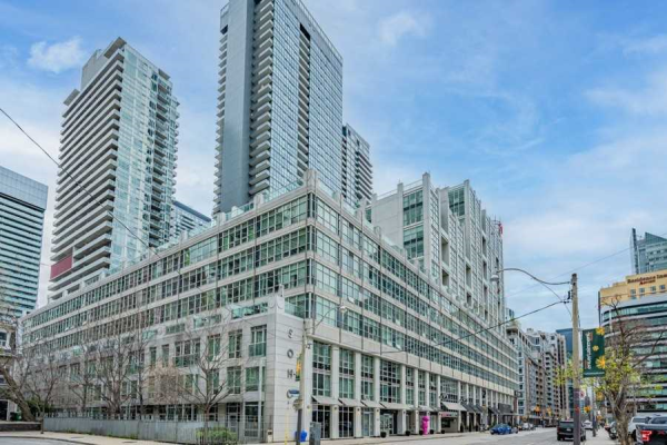 350 Wellington St W, Toronto