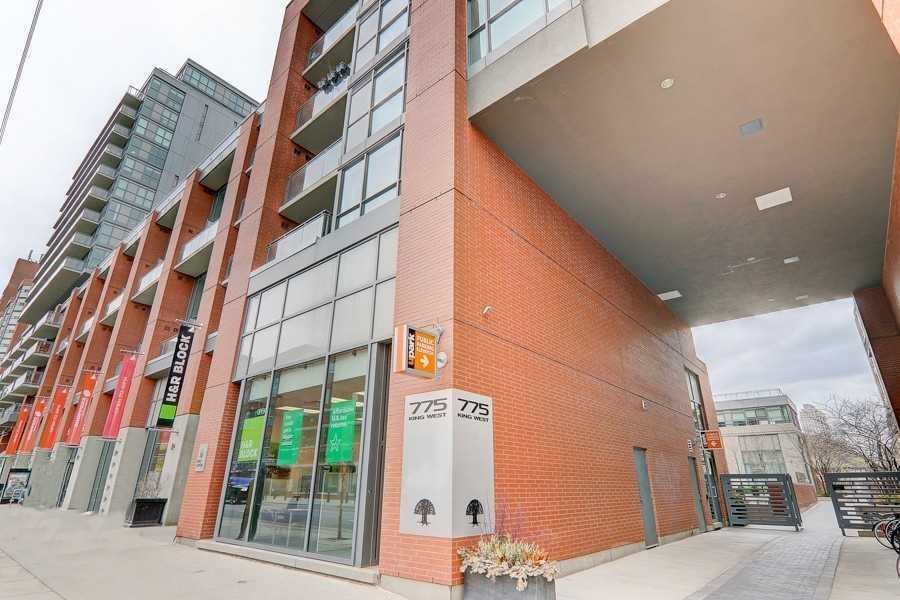 775 King St W, #906