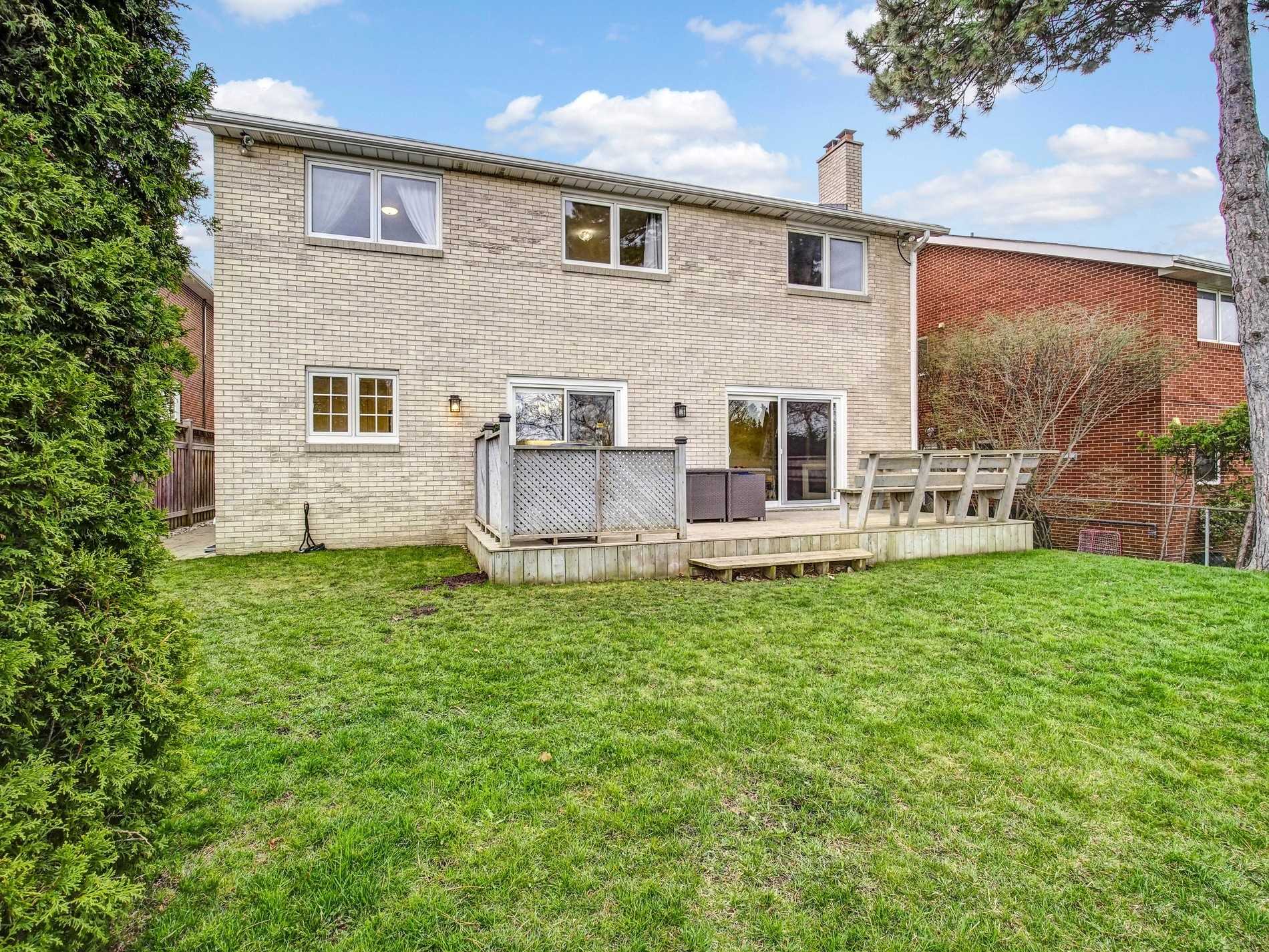 36 Butterfield Dr
