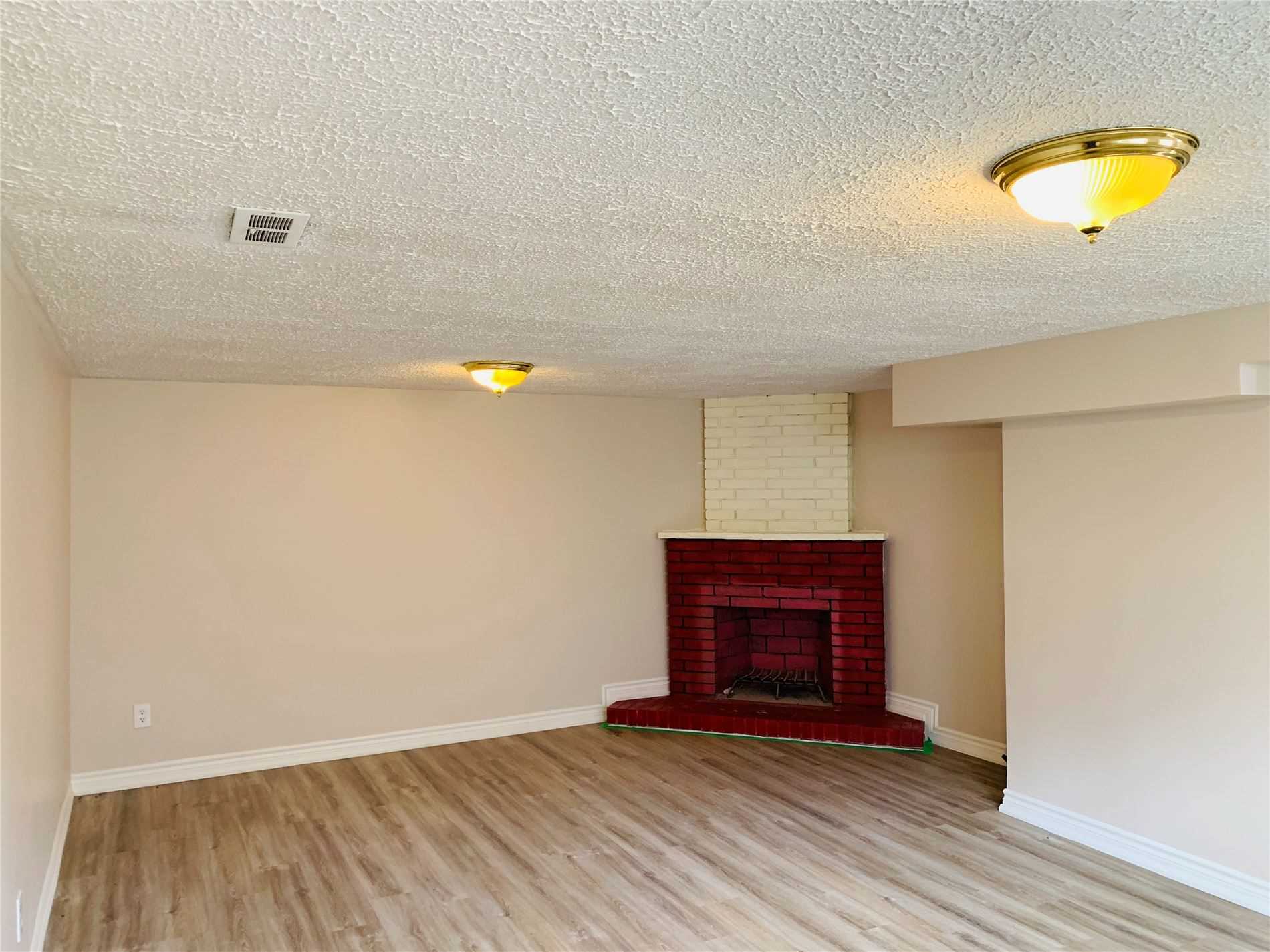 50 Slidell Cres