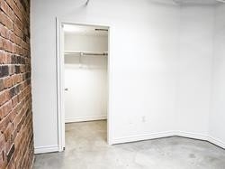 483 Queen St, #4C