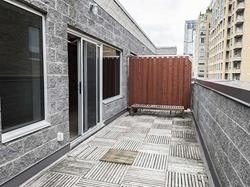 483 Queen St, #4C
