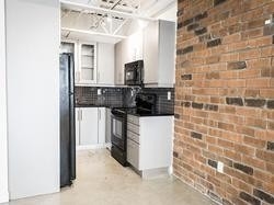 483 Queen St, #4C