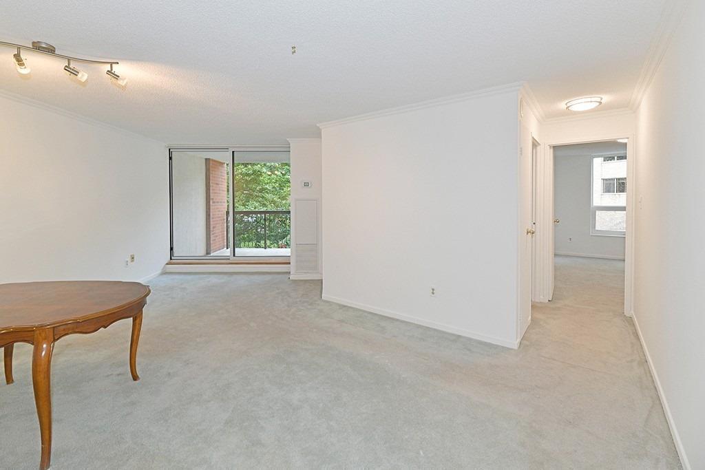 77 Maitland Pl, #222