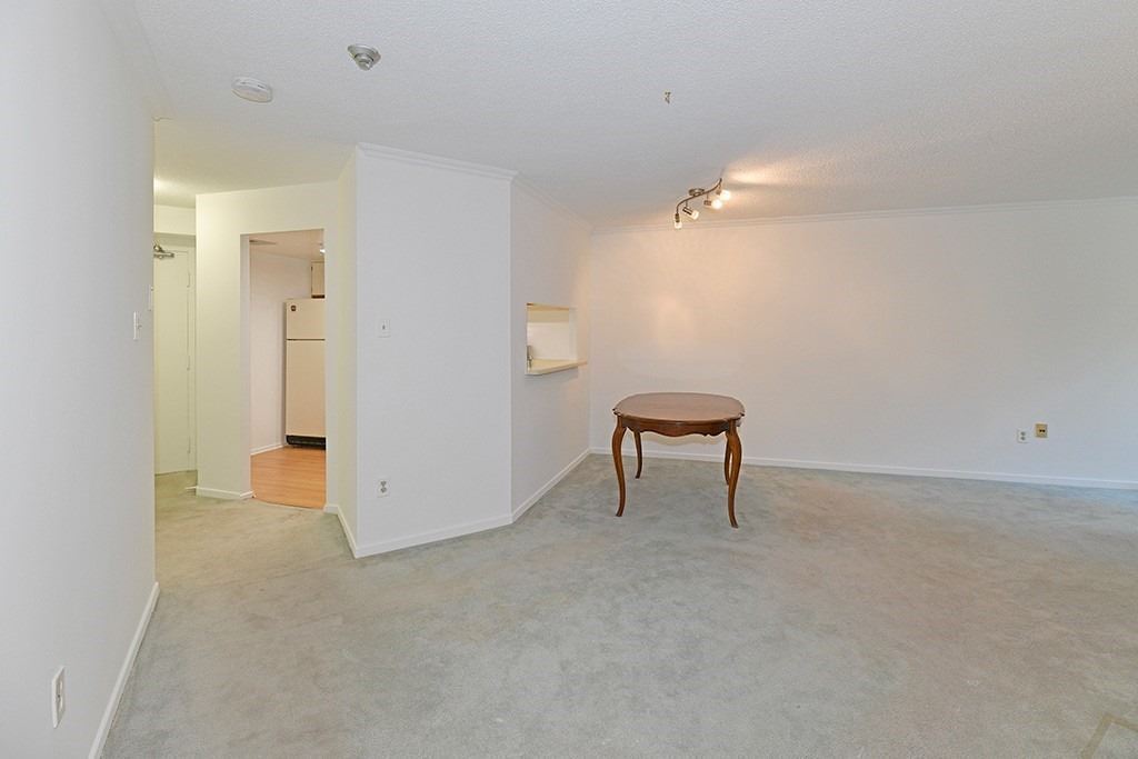 77 Maitland Pl, #222