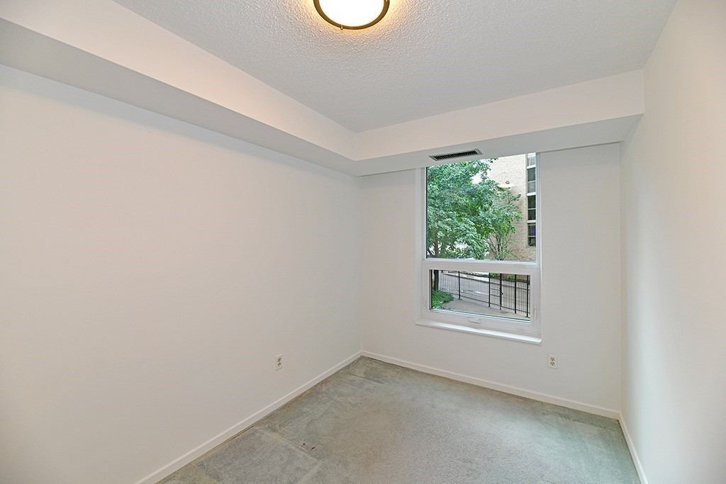77 Maitland Pl, #222