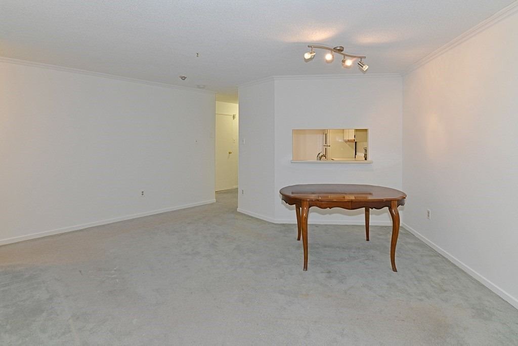 77 Maitland Pl, #222