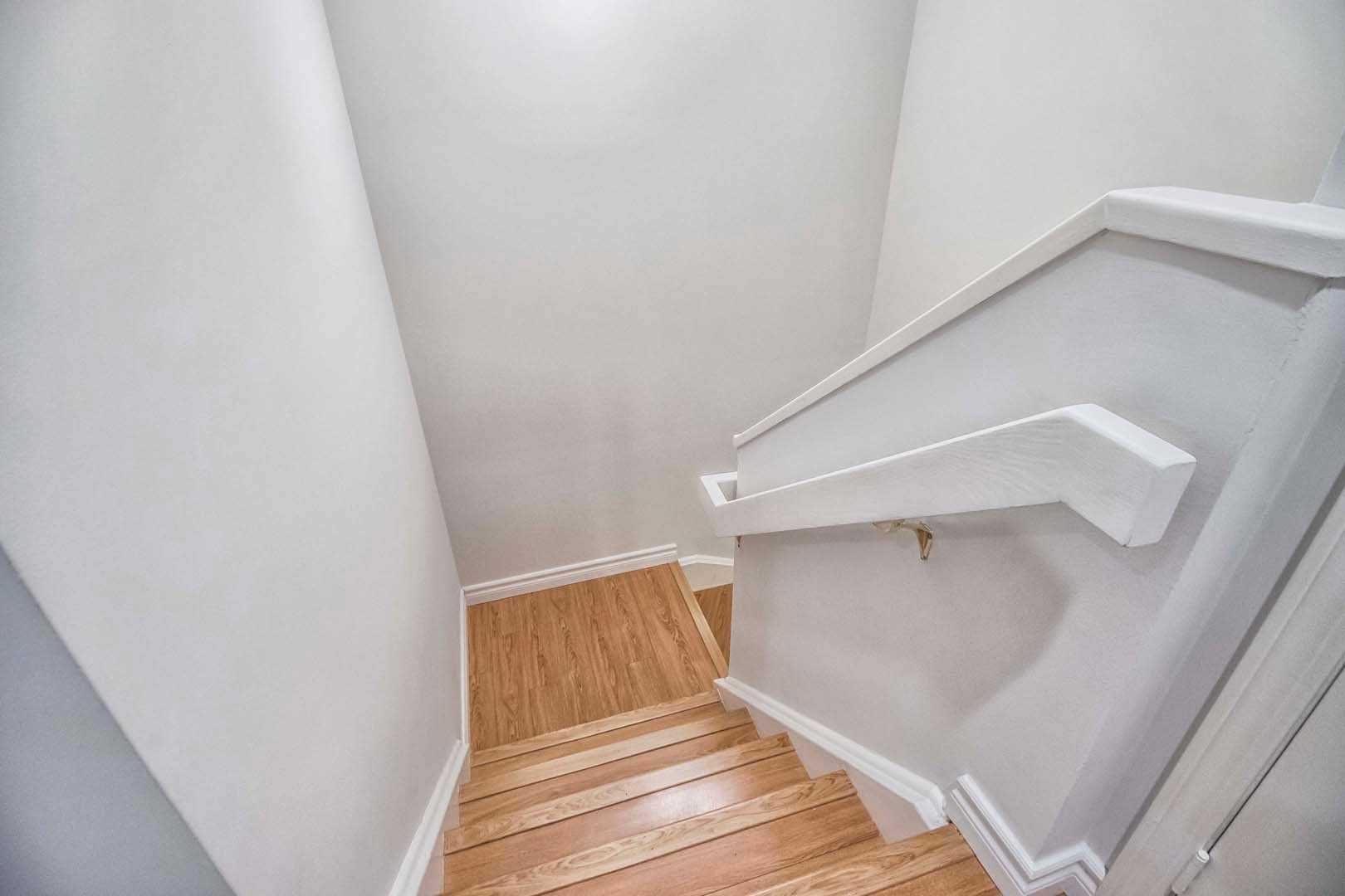 7 King St E, #Th8