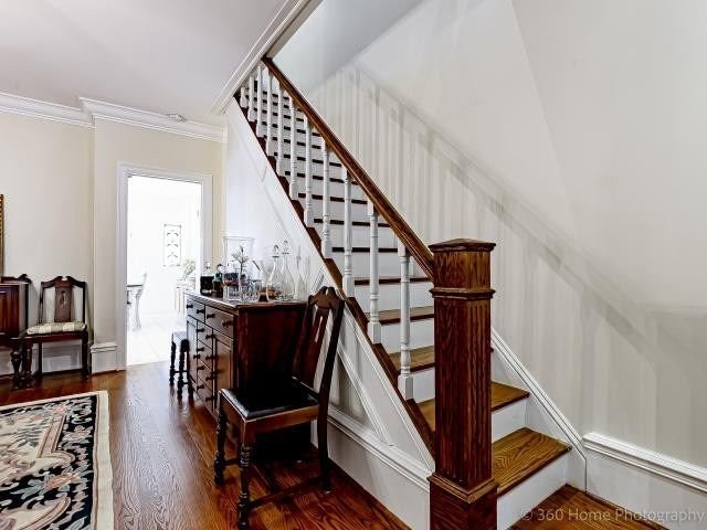 263 Crawford St