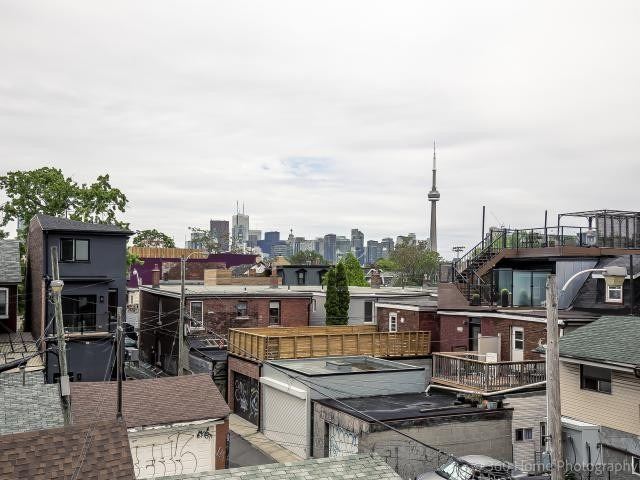 263 Crawford St