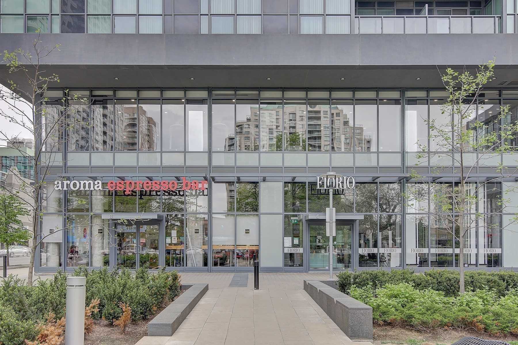 5162 Yonge St, #102
