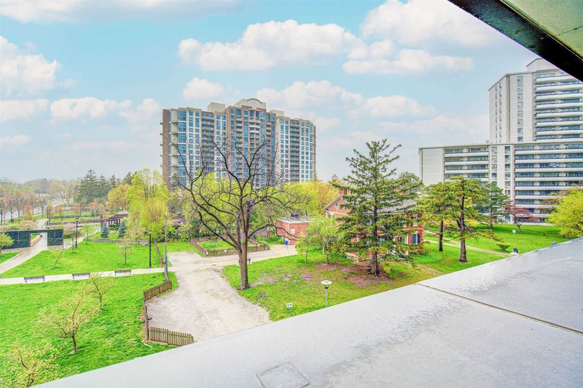 5162 Yonge St, #102