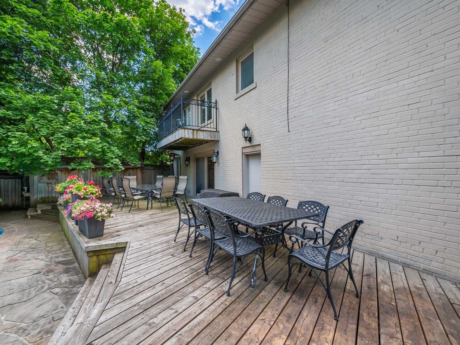 51 Blue Forest Dr