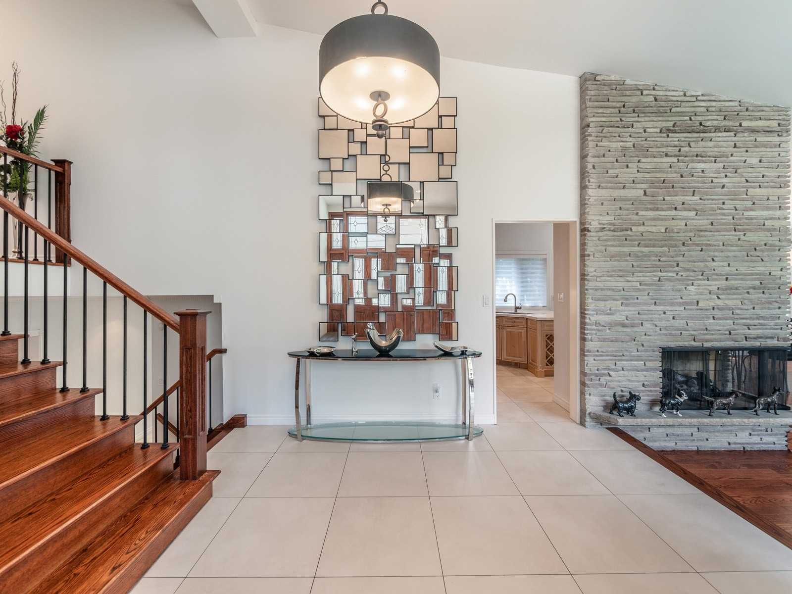 51 Blue Forest Dr