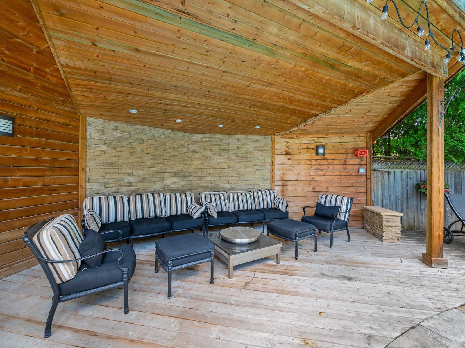 51 Blue Forest Dr