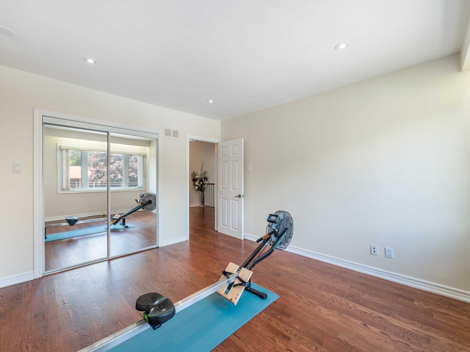 51 Blue Forest Dr