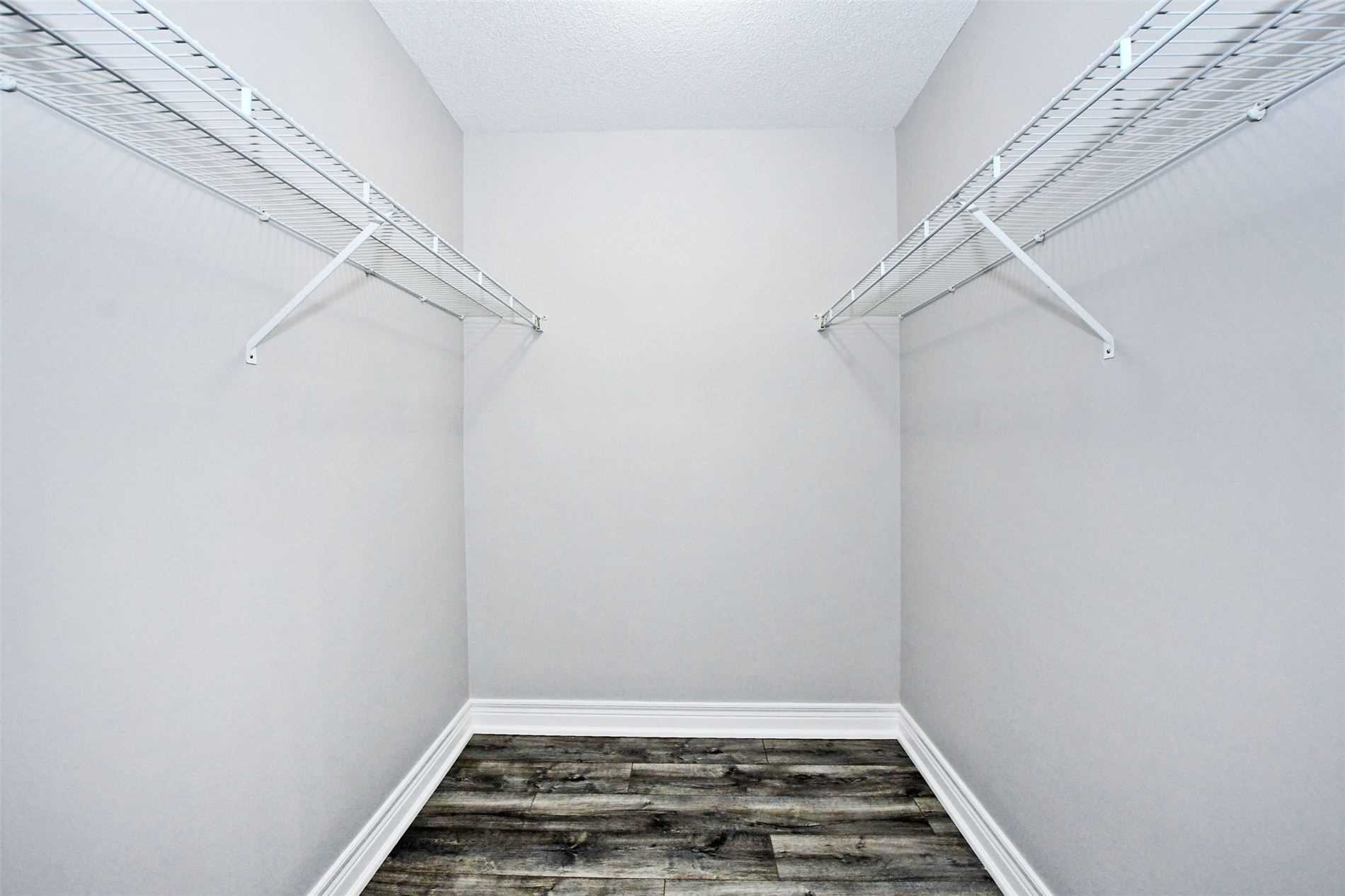 5418 Yonge St, #110