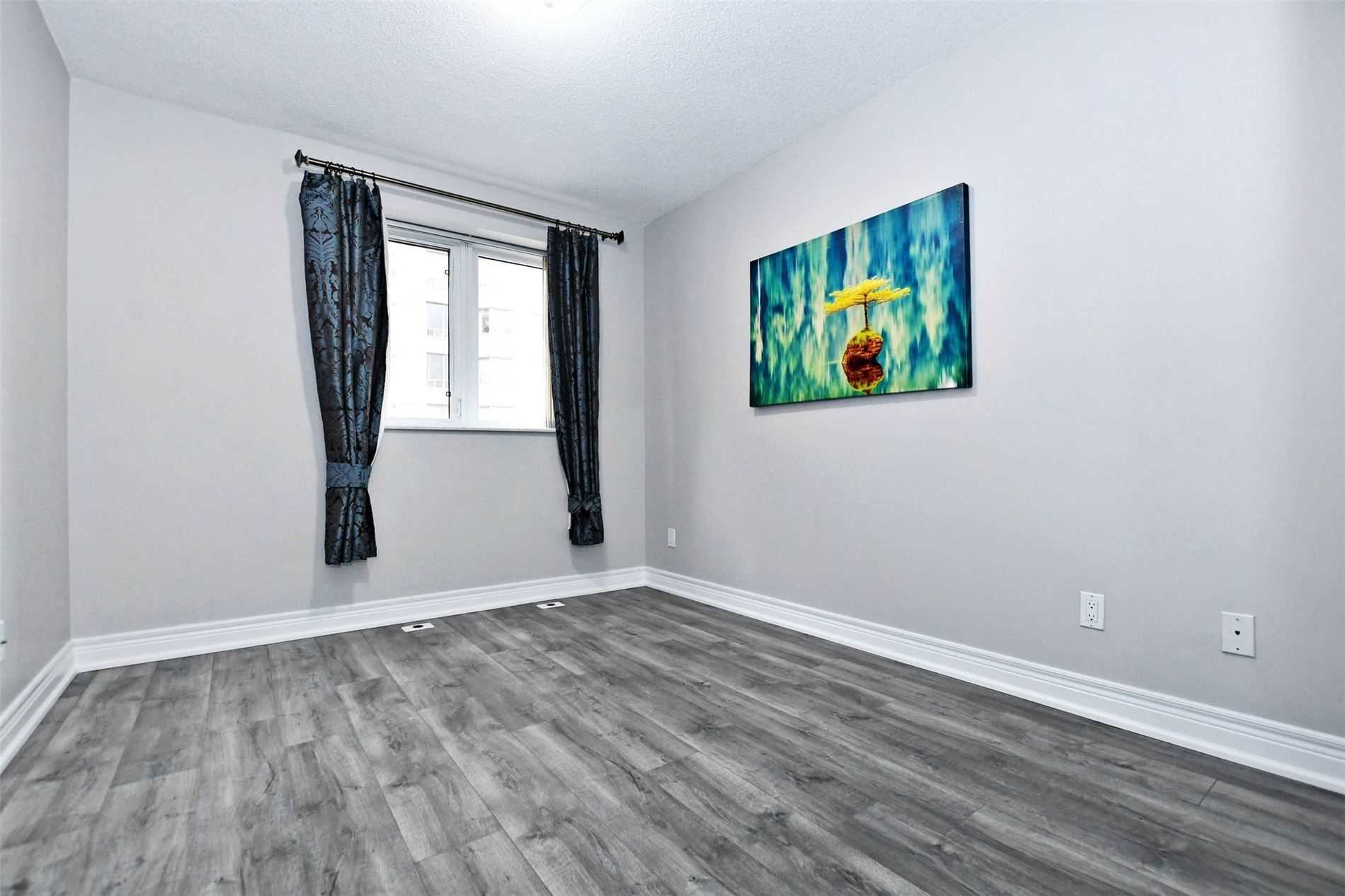 5418 Yonge St, #110