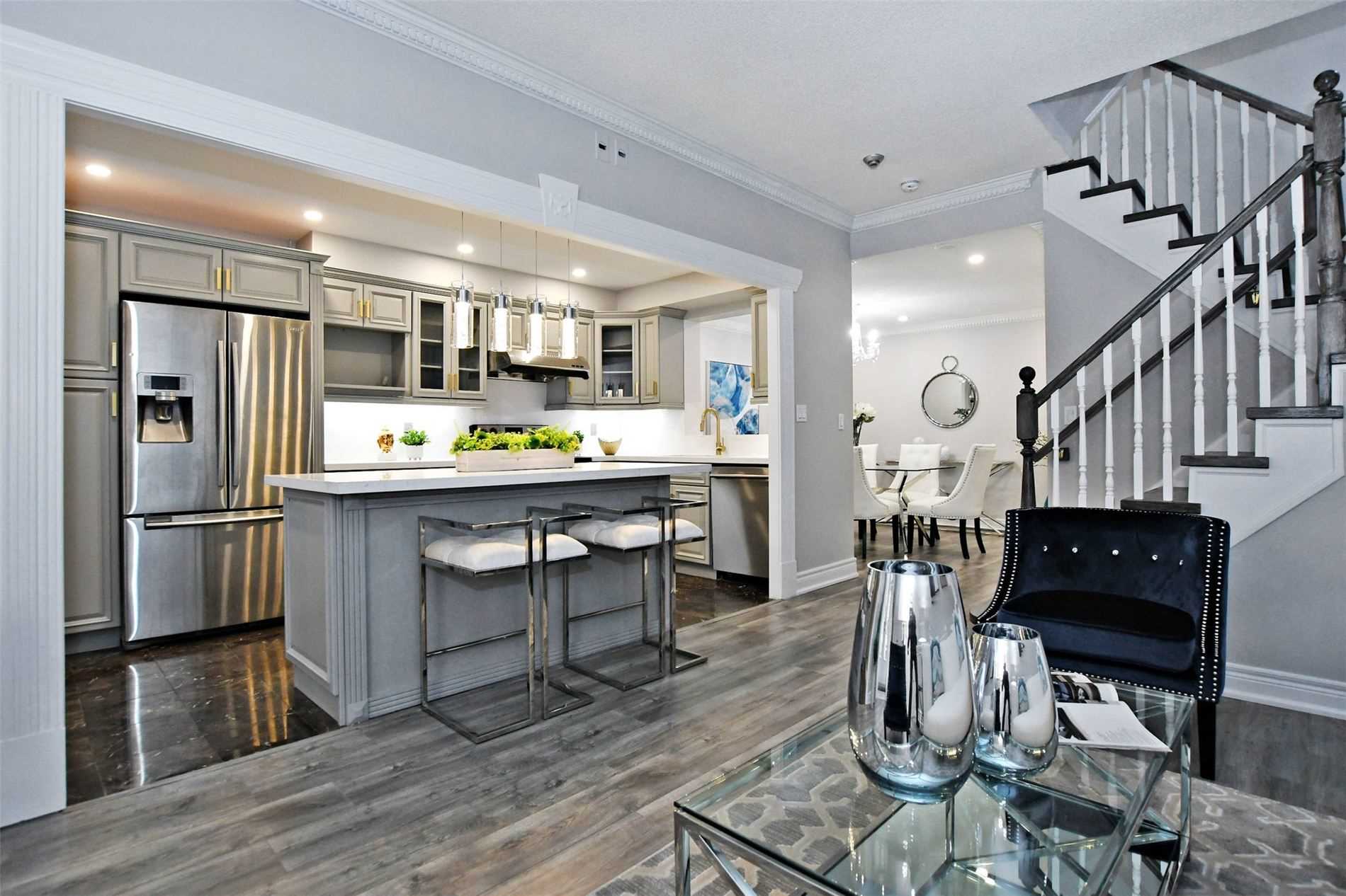 5418 Yonge St, #110