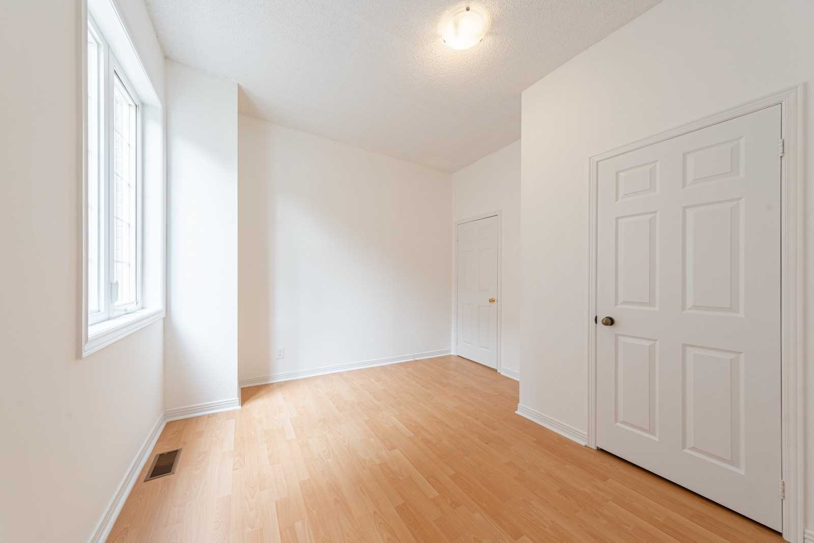 450 Roxton Rd
