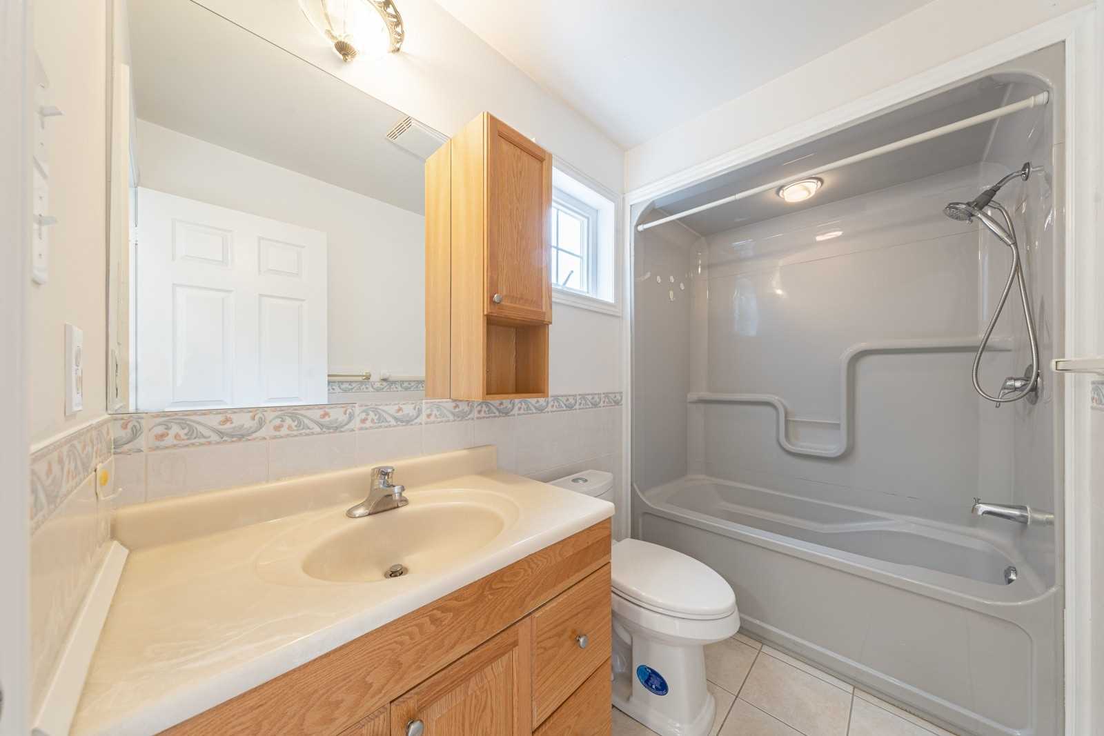 450 Roxton Rd