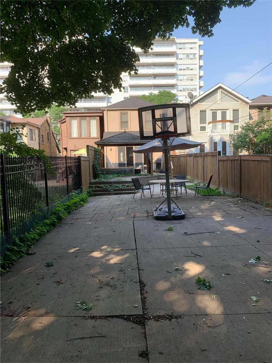 35 Edith Dr