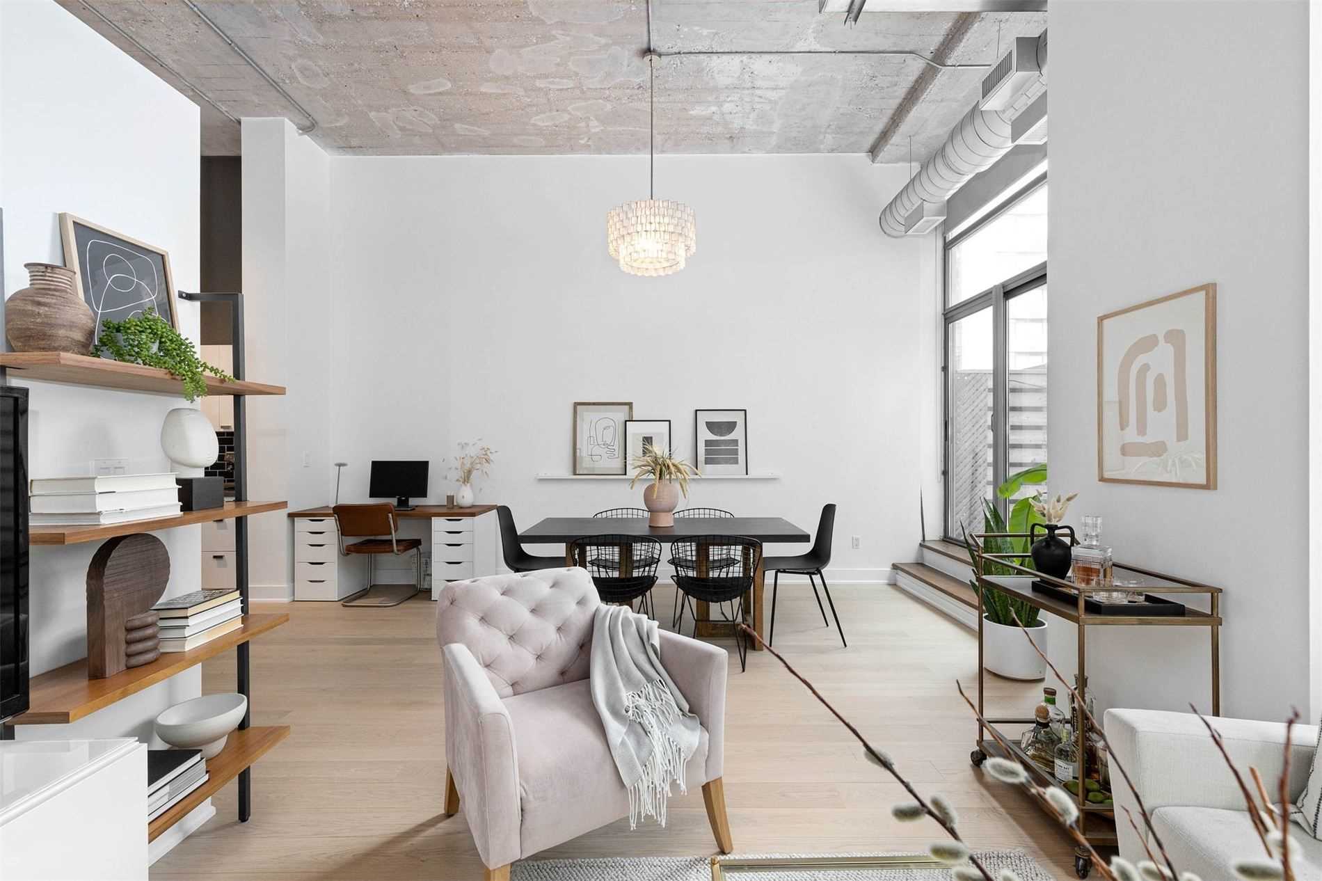 637 Lake Shore Blvd W, #227