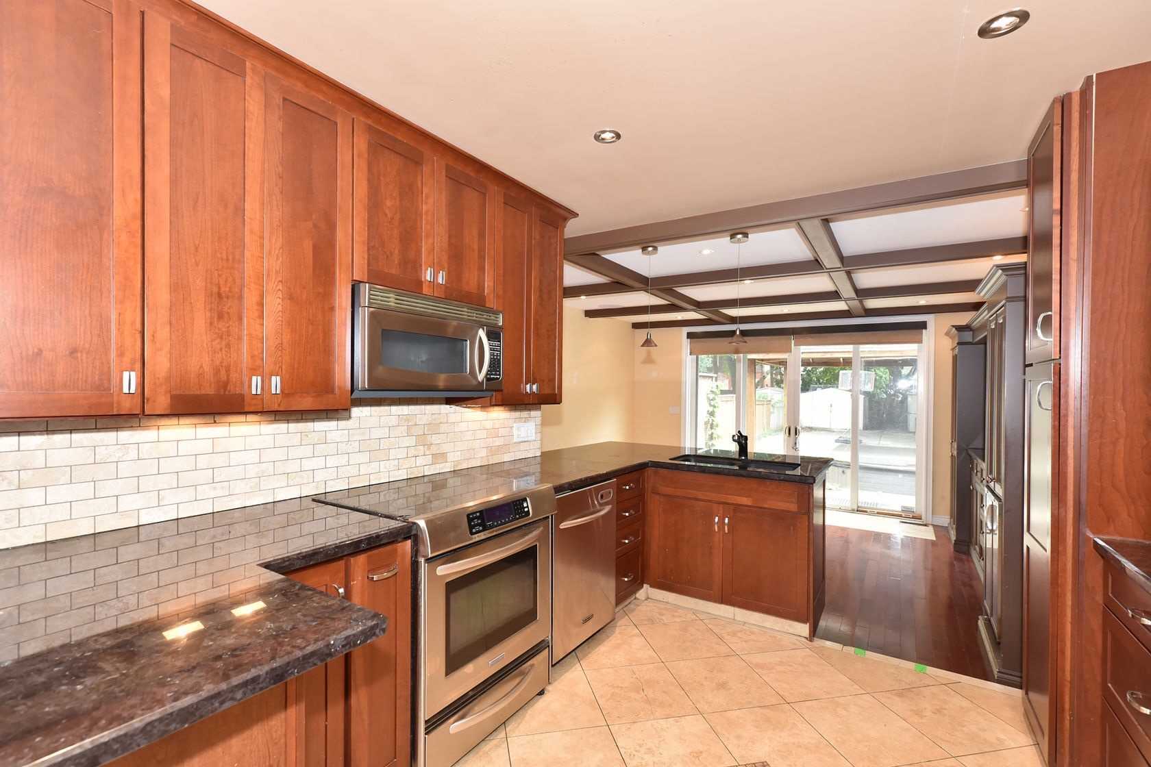 35 Edith Dr
