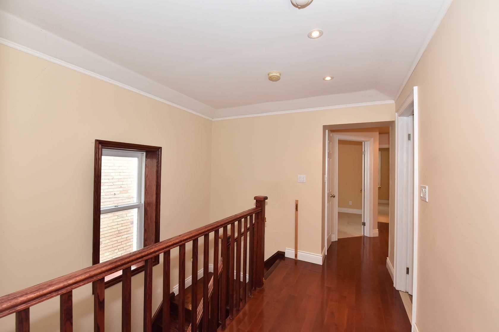 35 Edith Dr