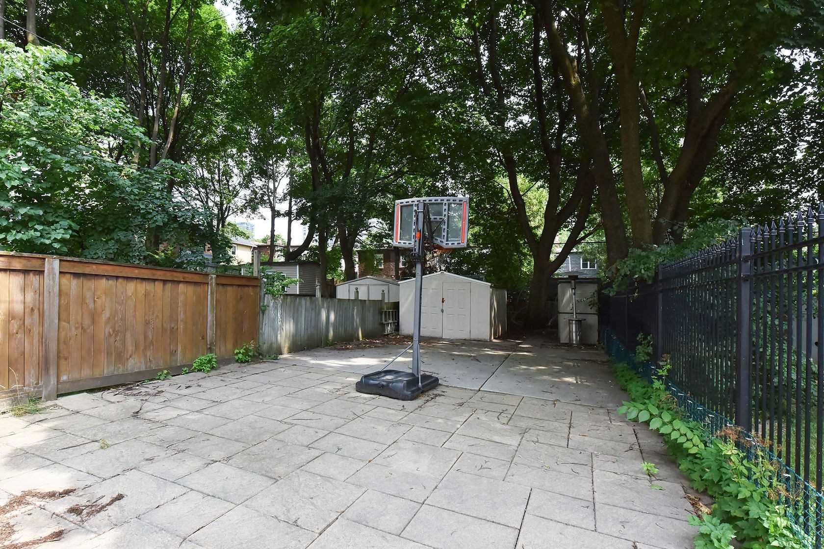35 Edith Dr
