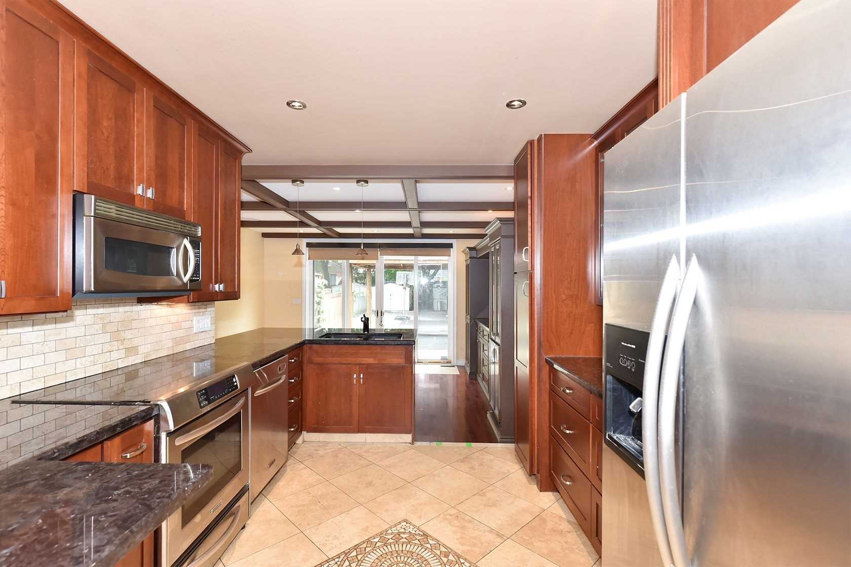 35 Edith Dr