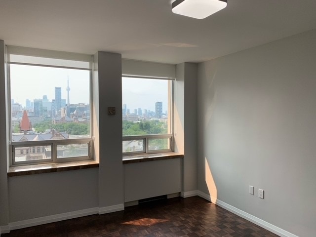 131 Bloor St W, #1119