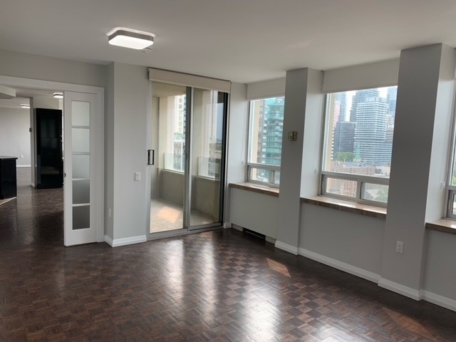 131 Bloor St W, #1119