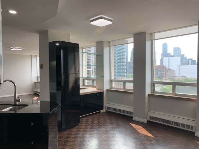 131 Bloor St W, #1119