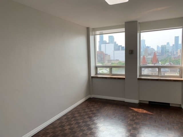 131 Bloor St W, #1119