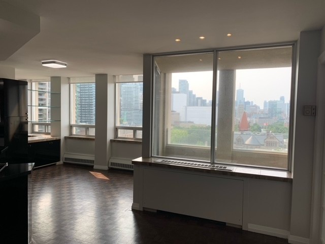 131 Bloor St W, #1119